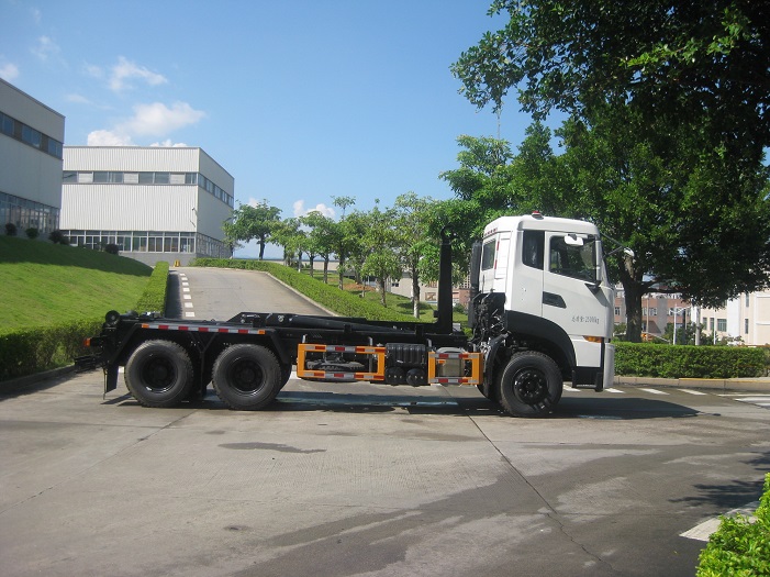 Camion à ordures à bras de crochet au gaz naturel – FLM5250ZXXDF6NG