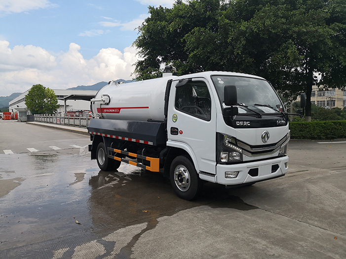 Camion aspirateur d’eaux usées – FLM5070GXWDG6