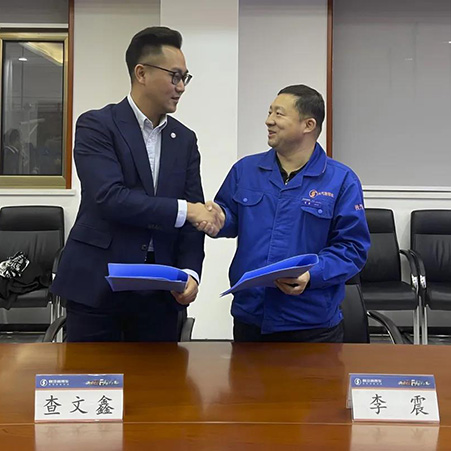 Alliance forte | FULONGMA et Shaanxi Auto Commercial Vehicle ont signé un accord de coopération stratégique