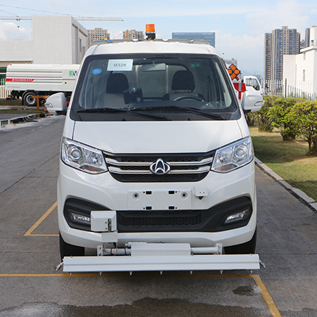 Configuration, fonction et caractéristiques du véhicule d'entretien routier FULONGMA